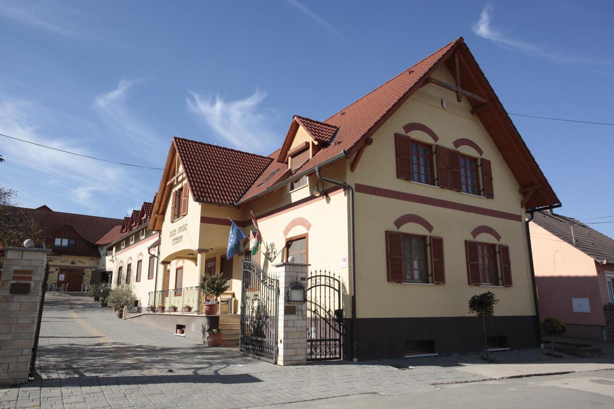 Bock Hotel Ermitage Виллань Экстерьер фото